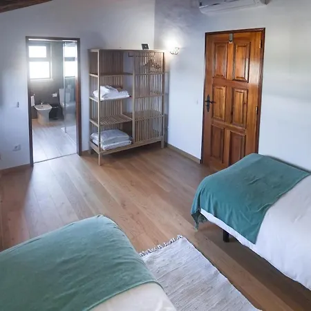 Casa Velha I * Mexilhoeira Grande